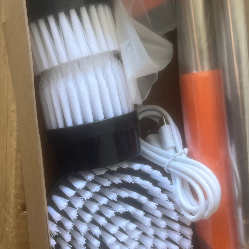 Electric Cleaning Brush Set - Orange